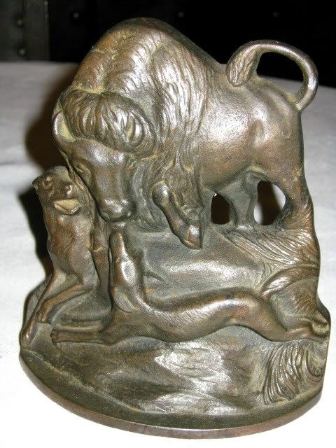 ANTIQUE WATER BUFFALO HUNT ART STATUE BOOKENDS CAST IRON DOG BOOK 