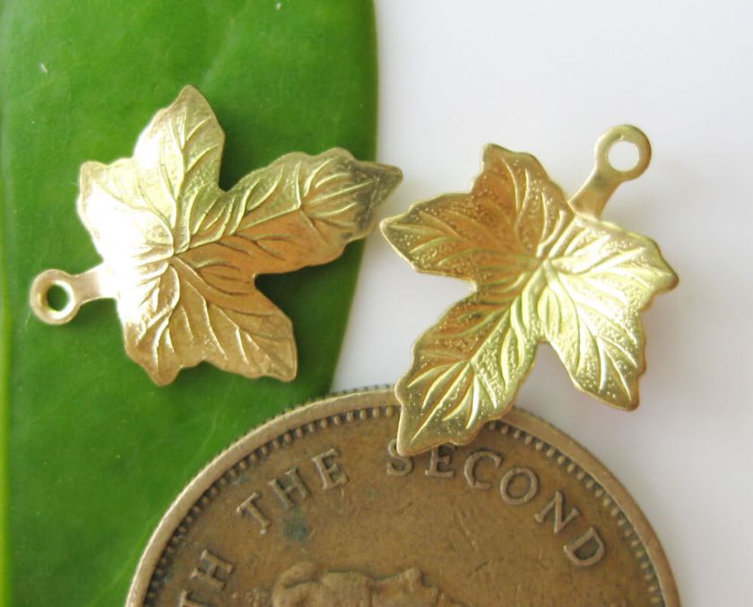 wholesale Brass Canada Maple leaves Pendants,Filigrees cf163  